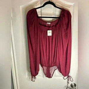 🌟”Free People Intimately” NWT Pomegranate Long Sleeve Thong Bodysuit Size M🌟